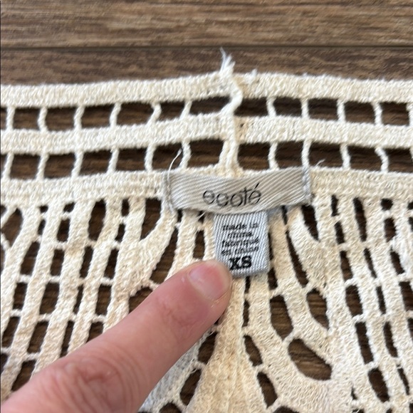 Ecote Anthropologie Studded Crochet Knit White Boho Top Lace 100% Cotton XS - Picture 2 of 12